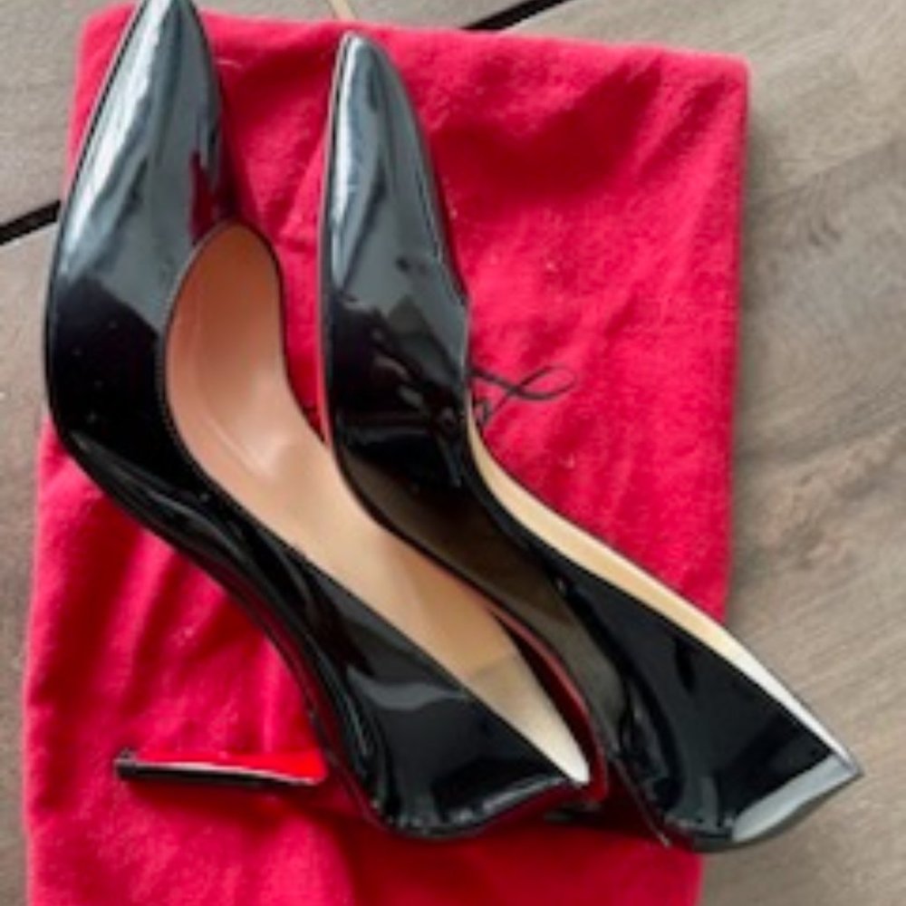 Christian Louboutin Patent Leather Heels Like New